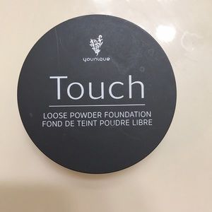 Younique Touch Loose Powder In Taffeta